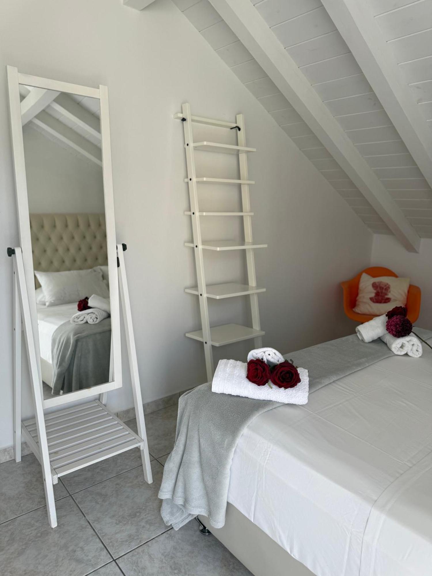 Angel Apartment Fiskárdo Eksteriør bilde